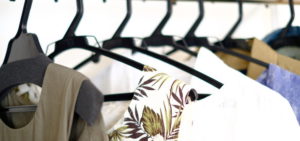 「東証二部上場のアパレル会社」で働く「営業職」の仕事内容・給料レポート