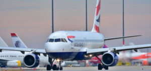 「外資系航空会社」で働く「客室乗務員」の仕事内容・給料レポ