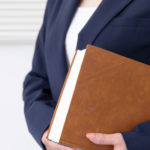 「司法書士事務所」の「司法書士」の仕事内容・給料レポート